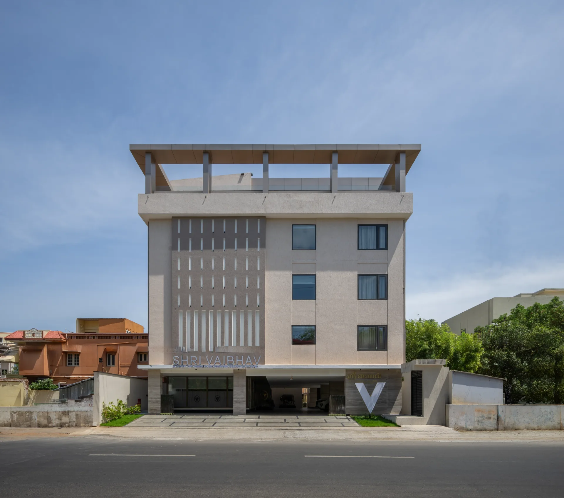 Hotel Exterior - Daytime View