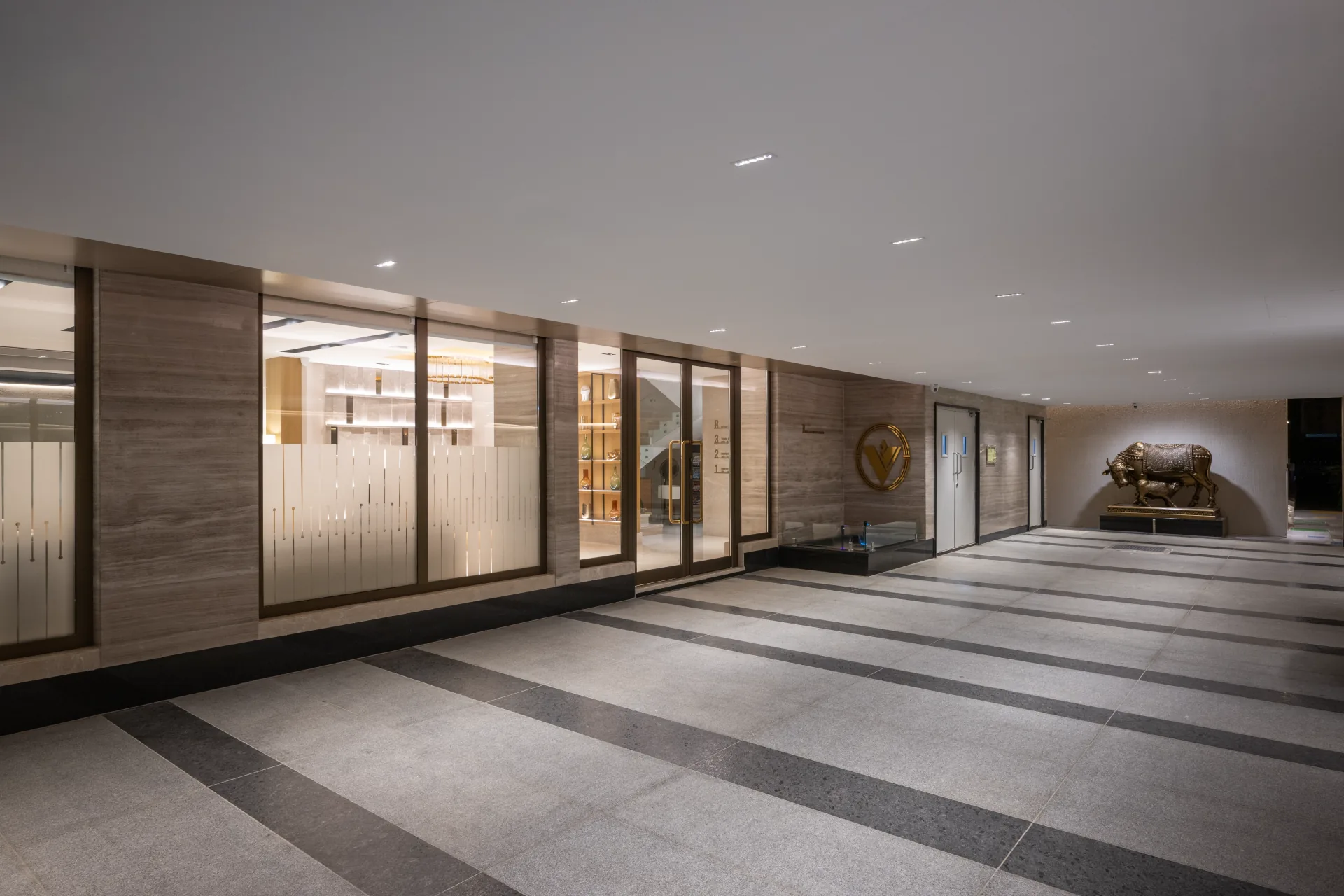 Main Entrance Portico & Foyer